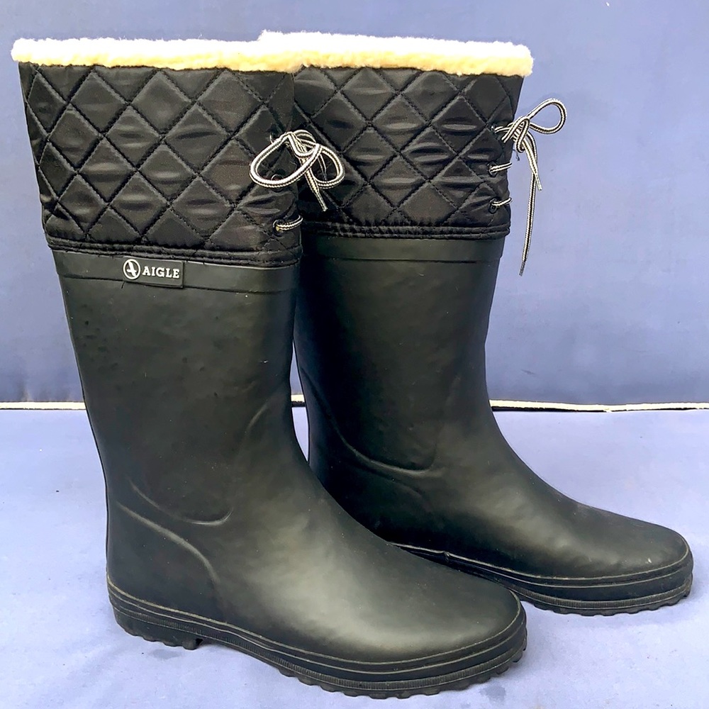 Aigle Black Quilted Lace up Top Fleece Lined Rubber Rain boots Size 10-10.5